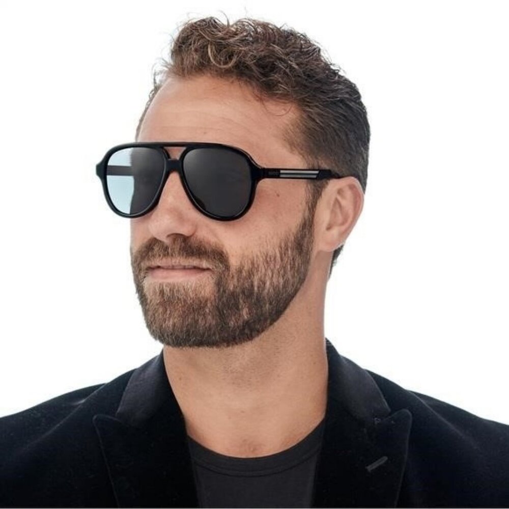 Authentic- New - Gucci Men’s Sunglasses GG0688S 001 Black/ Gray - Picture 8 of 14